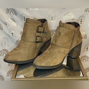 Hot Kiss Tan Ankle Boots Suede Finish